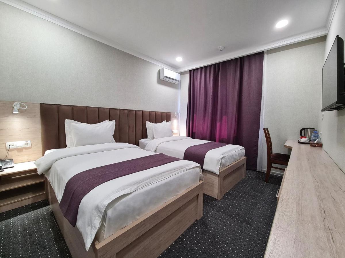 Sharaf Hotel Tashkent Bagian luar foto