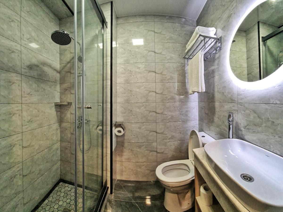 Sharaf Hotel Tashkent Bagian luar foto